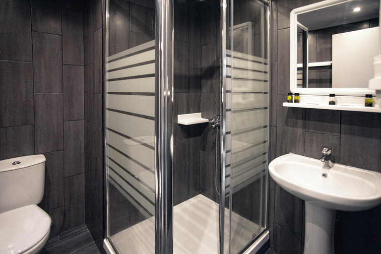 Bathroom, Tomato, Thessaly