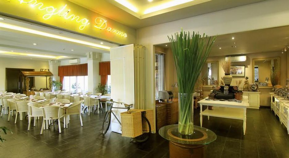 Grand Darmo Suite by AMITHYA, Surabaya