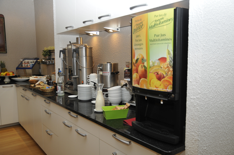 Food & Drinks 5, Hôtel Aster, Saint-Avold Nord, Moselle