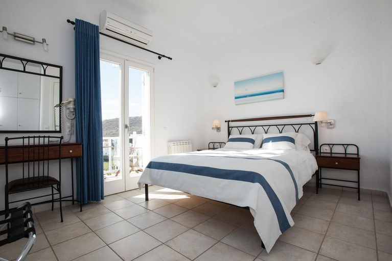 Bedroom 4, Villa Nireas, South Aegean