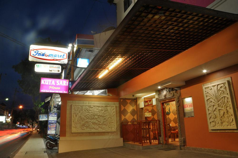 Public Area 3, Kuta Sari House, Badung