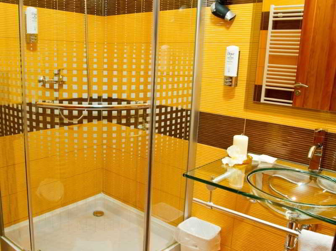 Bathroom 4, Arte, Brno