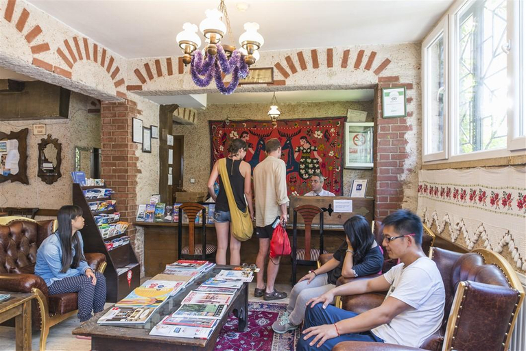 Public Area 2, Sultans Inn, Fatih