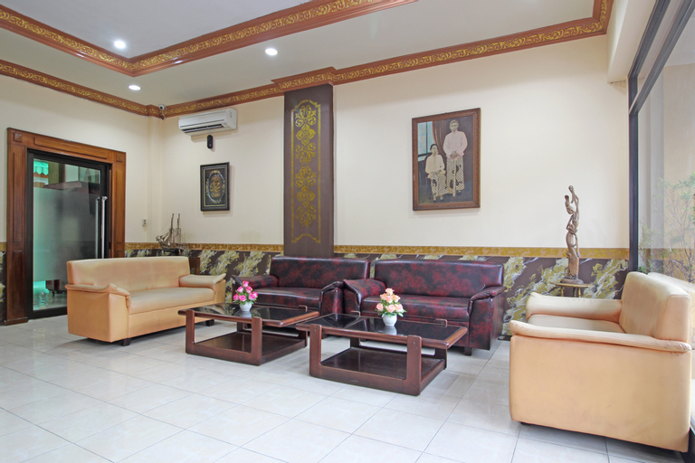 Public Area 3, RedDoorz near Malioboro 2, Yogyakarta