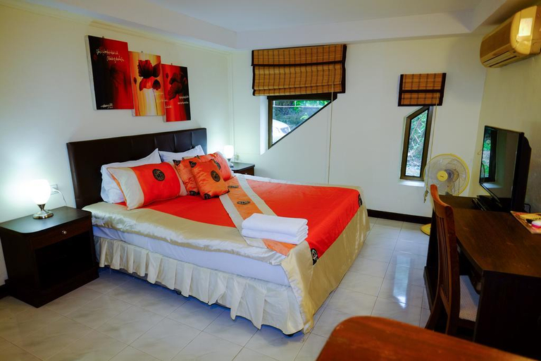 Bedroom 3, Adonis Guest House, Phuket Island
