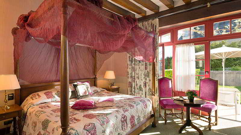 Bedroom 2, Chateau De Noizay, Indre-et-Loire