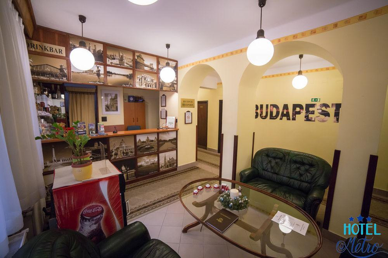 Public Area 2, Hotel Metro, Budapesti