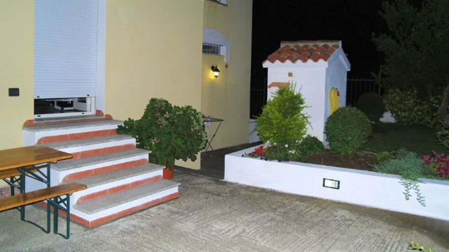 Public Area, B&B Oliena, Nuoro