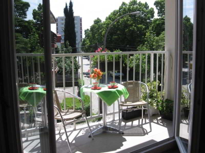 Others 3, De Lux Apartments Kosta Center