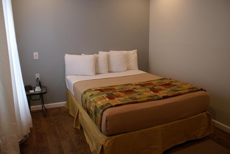 Bedroom 3, Hotel Point Loma, San Diego