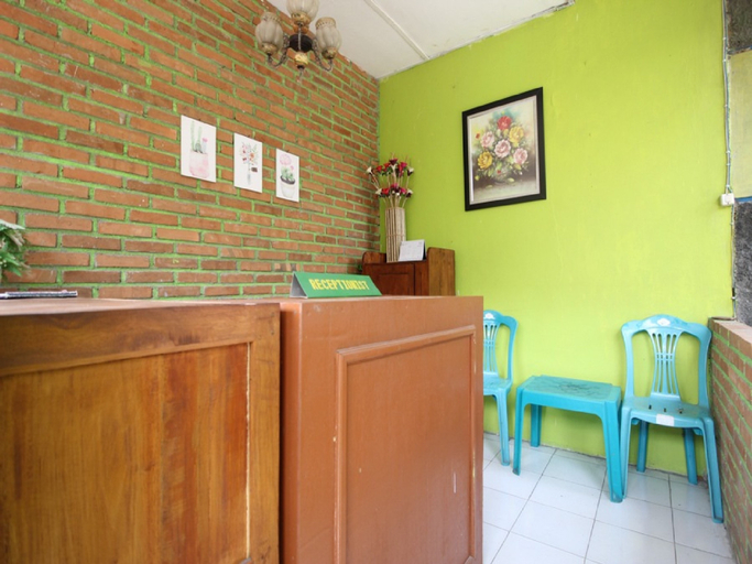 Public Area 3, RedDoorz @ Jalan Parangtritis, Bantul