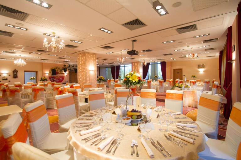 Food & Drinks 4, Mari Vila Hotel Bucharest, BW Premier Collection, Glina