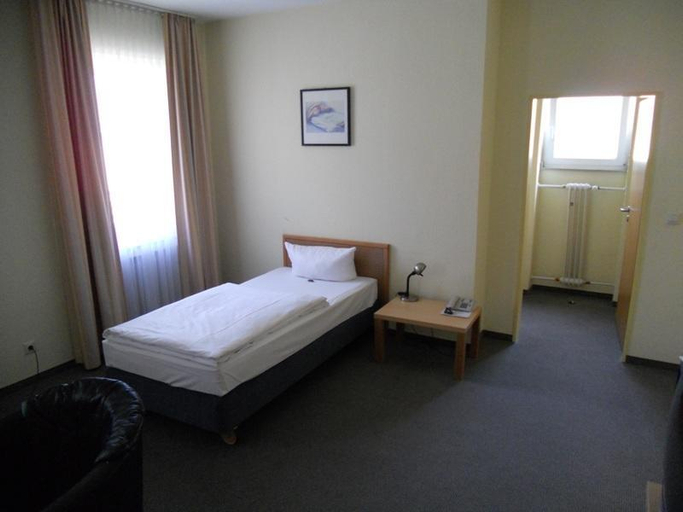 Bedroom 4, Kempe Komfort Hotel Düsseldorf, Düsseldorf