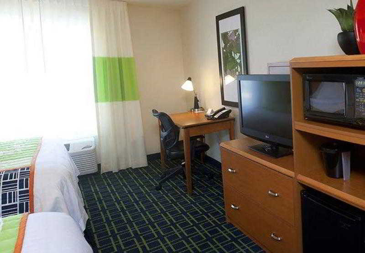 Exterior & Views 2, Fairfield Inn & Suites Paducah, McCracken