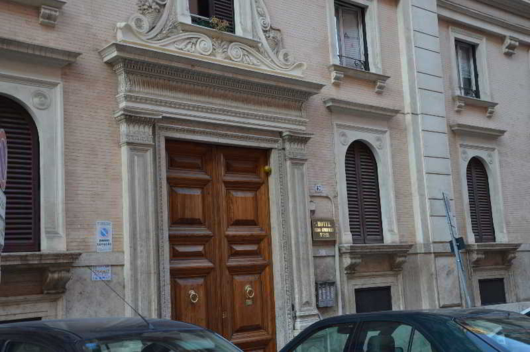Exterior & Views 2, Hotel Texas, Roma