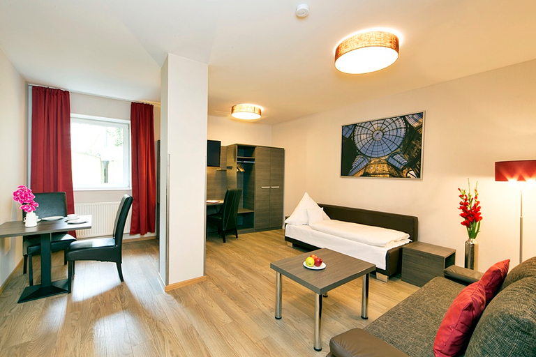 Exterior & Views, KOOS Hotel&Apartments, München