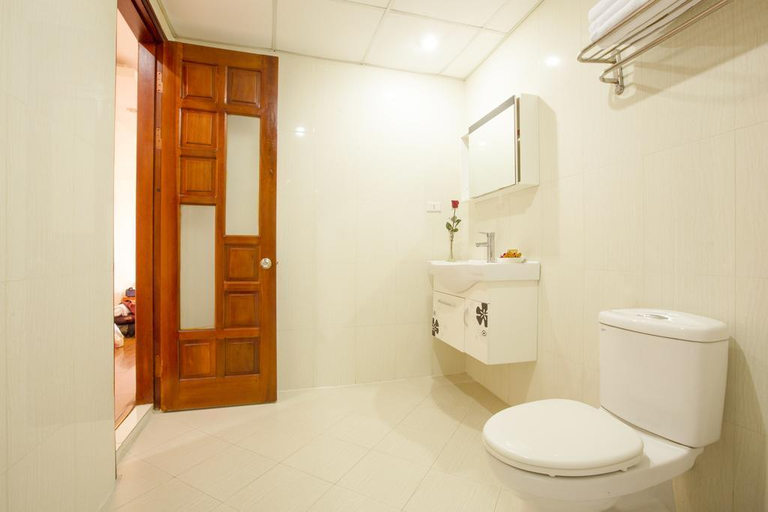 Bathroom 3, The Queen hotel & Spa, Hoàn Kiếm