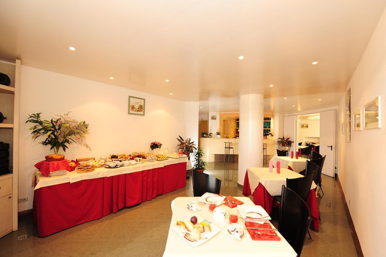 Food & Drinks 5, Hotel Kristall Orvieto, Terni