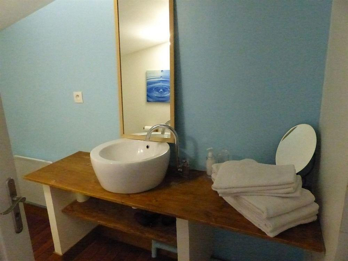Bathroom 5, Le Logis de Saint Jean Chambre, Calvados