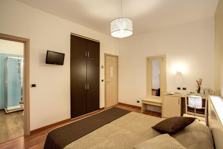 Others, Hotel 111 B&B, Rome