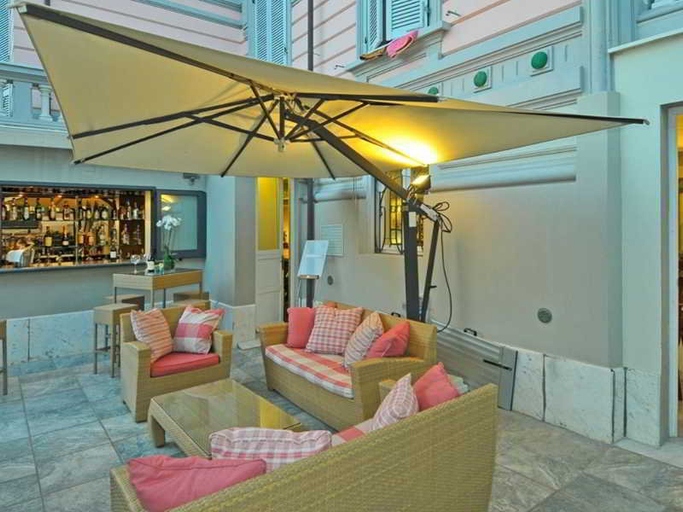 Public Area 4, Hotel Europa, Lucca