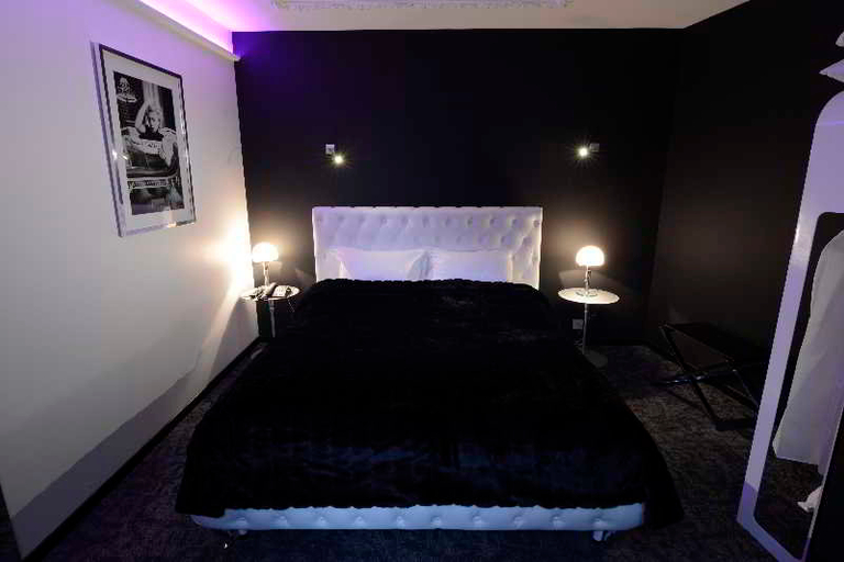 Bedroom 2, Art Hotel, Indre-et-Loire