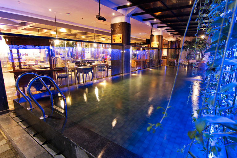THE 1O1 Bandung Dago, Bandung