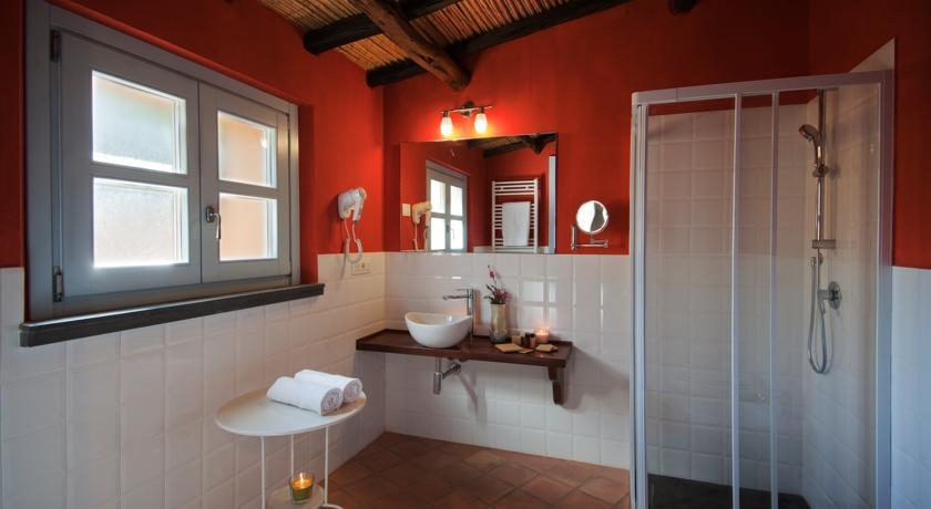 Bathroom 5, Aquae Sinis Albergo Diffuso, Oristano