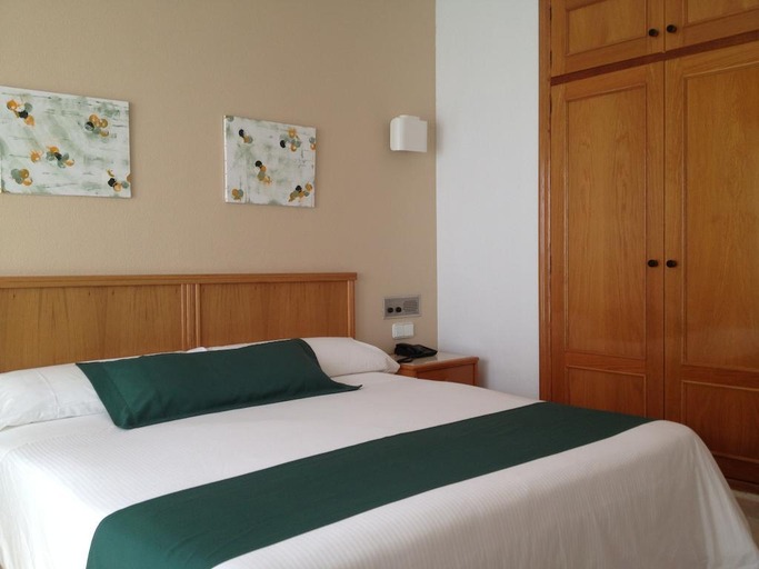 Bedroom 4, Hotel Albatros, Valencia
