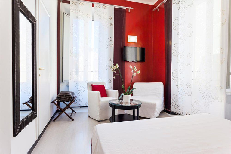 Others 5, Gli Scipioni B&B, Rome