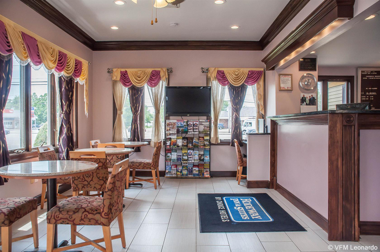 Public Area 3, Amherst Inn & Suites, Erie
