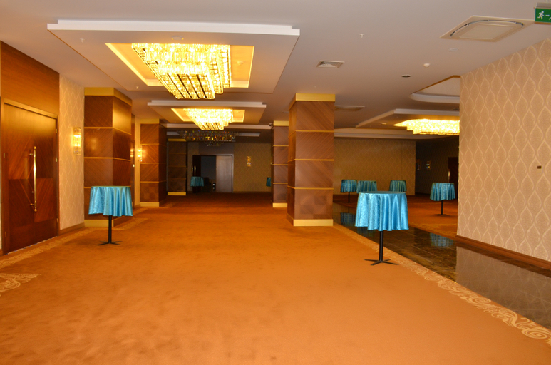Public Area, Side Premium, Manavgat