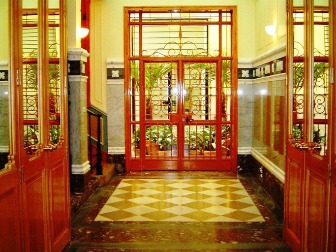 Public Area 3, Hostal La Fontana, Madrid