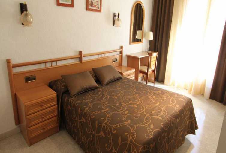 Bedroom 4, Hotel Catalunya Ribes de Freser, Girona