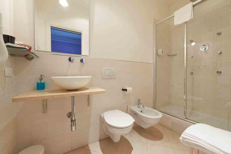 Bathroom 4, B&B La Residenza Dell'Orafo, Florence