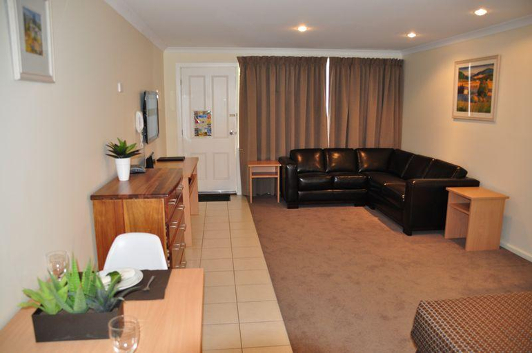 Public Area 2, Emu Point Motel, Albany
