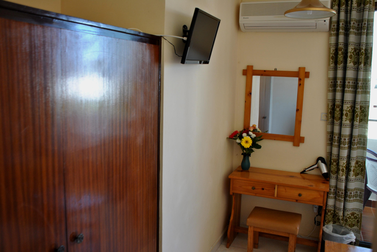 Public Area 3, Hotel Yiorgos, South Aegean