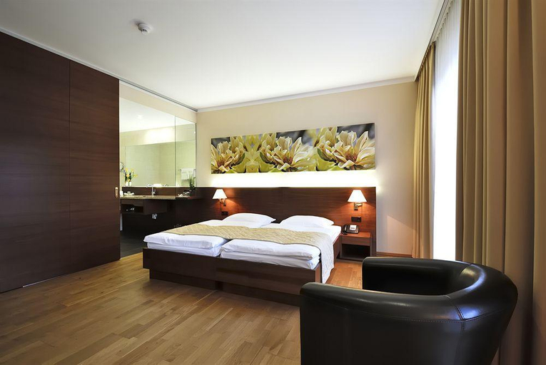 Bedroom 3, Schlosspark Mauerbach - Adults only, Wien Umgebung