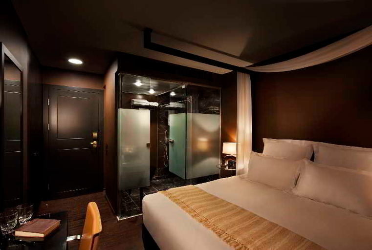 Bedroom 4, Brown TLV