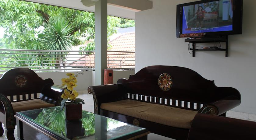 Crown Hotel Lombok, Lombok