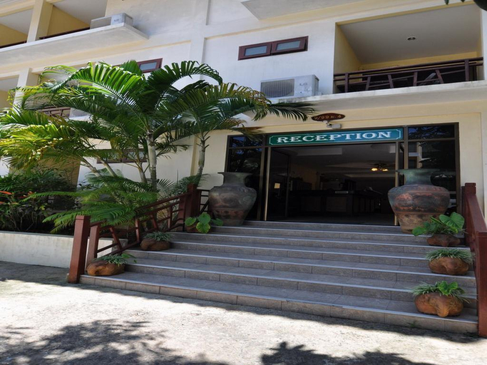 Public Area, Paddy's Palms Resort, Koh Chang