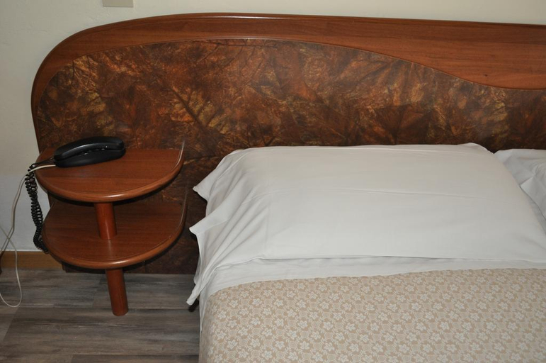 Bedroom 3, Hotel Cecile, Pisa