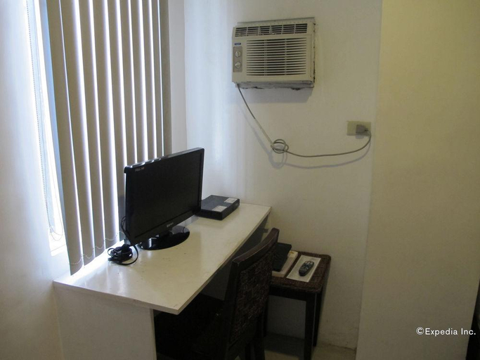 Bathroom 4, R Suites, Mandaue City