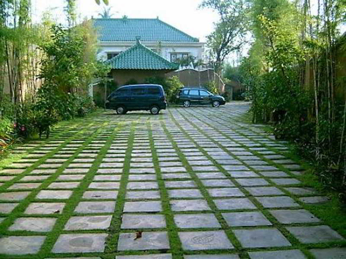 Emerald Villa, Denpasar