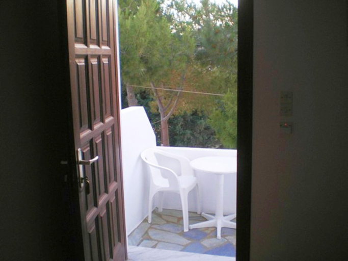 Bedroom 3, Golden Sun, South Aegean