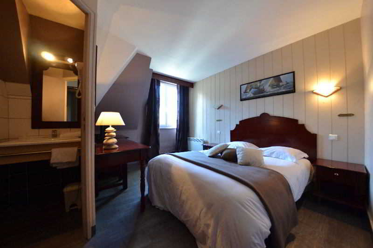 Bedroom 4, Hotel Bristol Union Intra Muros, Ille-et-Vilaine