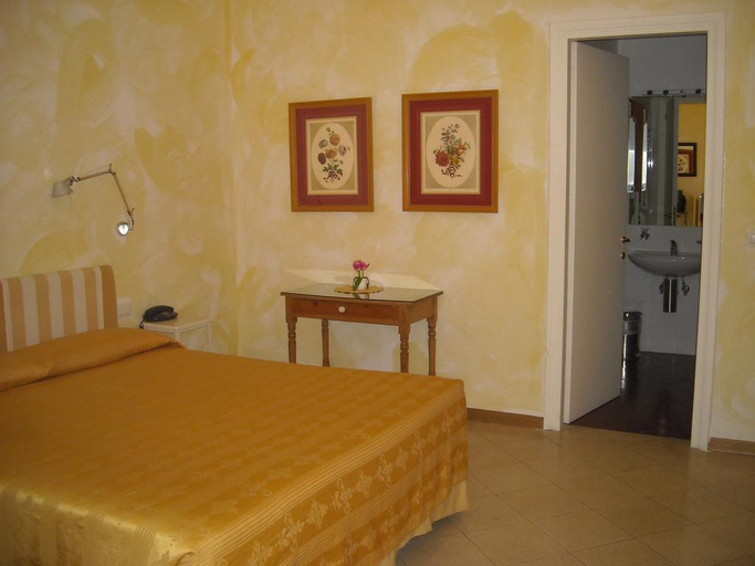Bedroom 3, La Residenza Il Maggio B&B, Florence