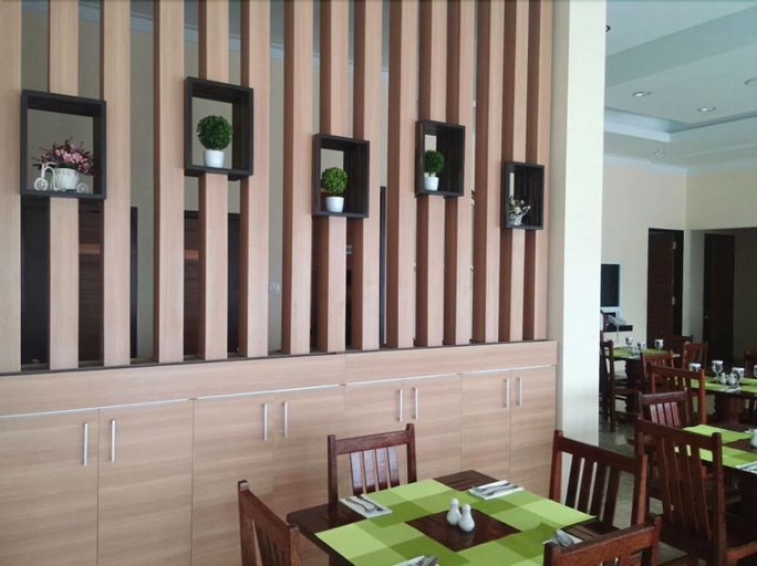 New D Dhave Hotel, Padang