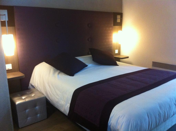 Bedroom 2, Inter-Hotel Reims La Neuvillette, Marne