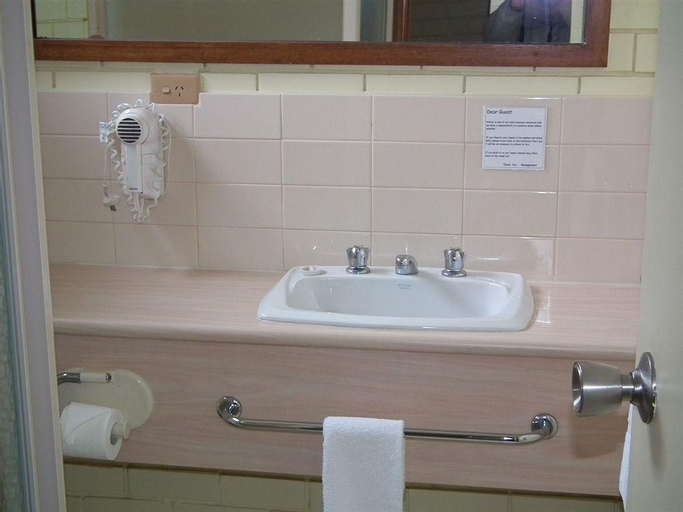 Burwood East Motel, Whitehorse  - Nunawading W.